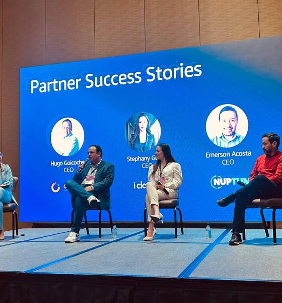 f316a6de-4b48-4ee5-bbbe-0c6d637726d9